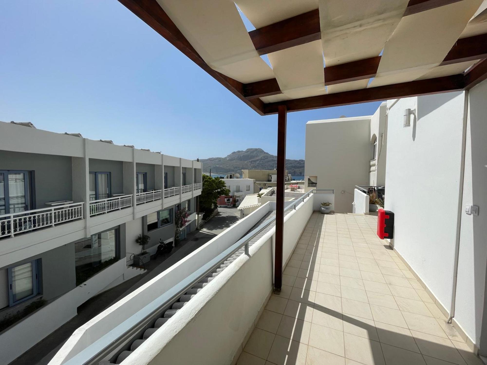 Helios Apartments ปลาเกียส ภายนอก รูปภาพ