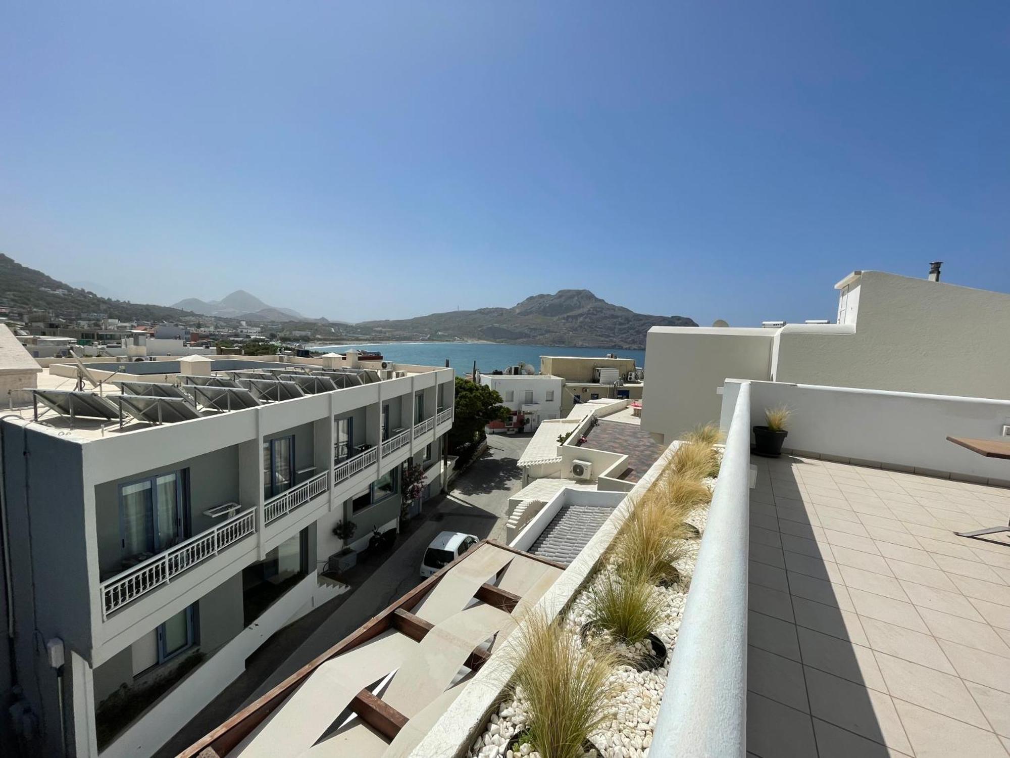 Helios Apartments ปลาเกียส ภายนอก รูปภาพ