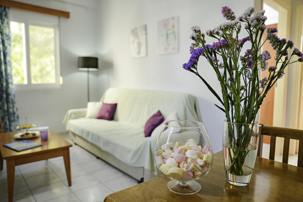 Helios Apartments ปลาเกียส ภายนอก รูปภาพ